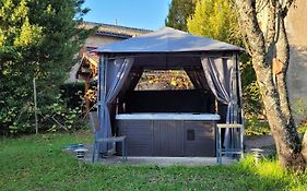 B&B Des Histoires D'Anges - Cote Jardin - Accueil Velo